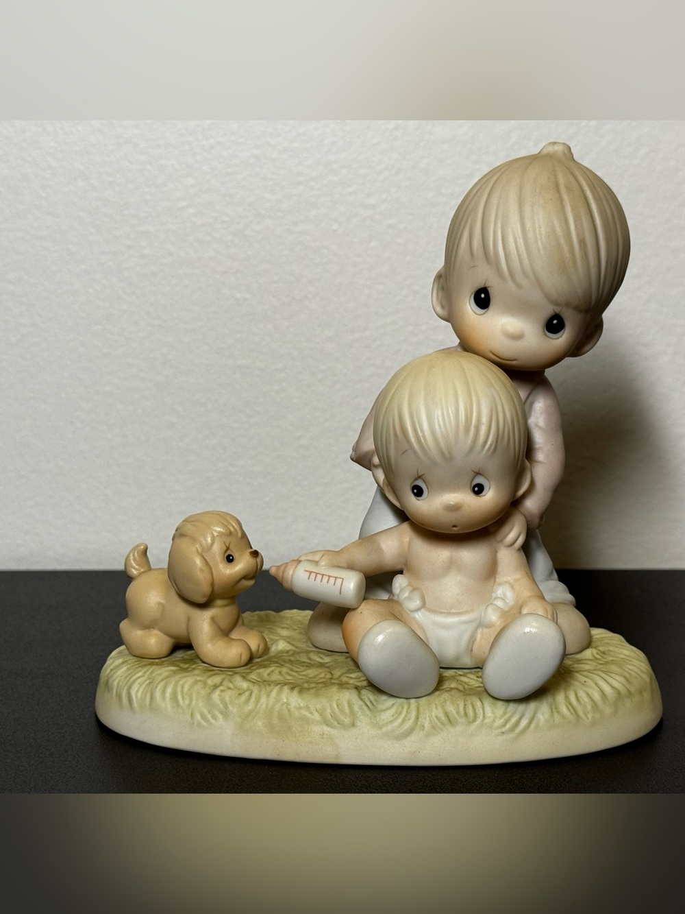 Precious Moments Baby’s First Pet Figurine Puppy 1988